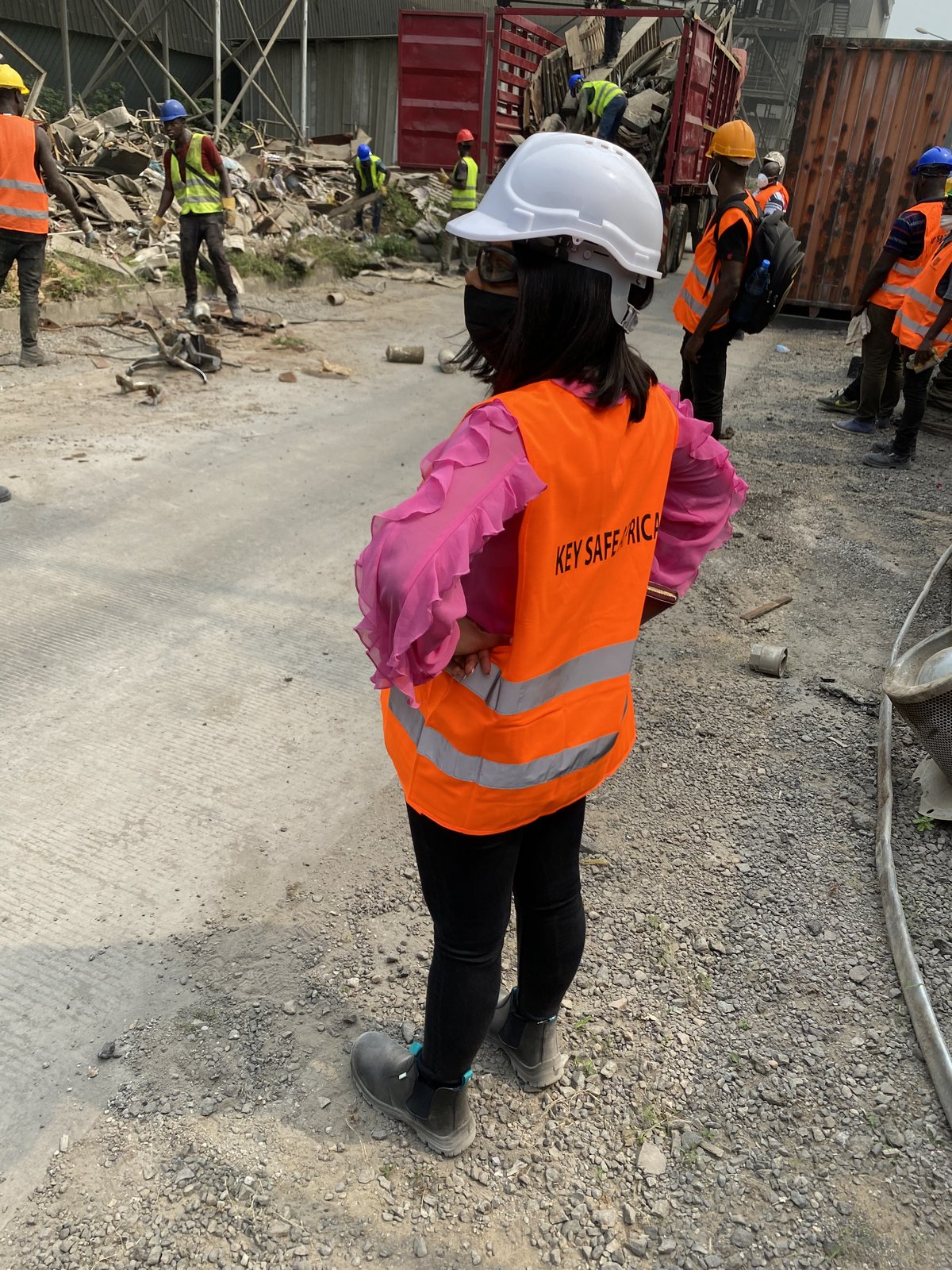 KEYSAFE inclusion — woman on site