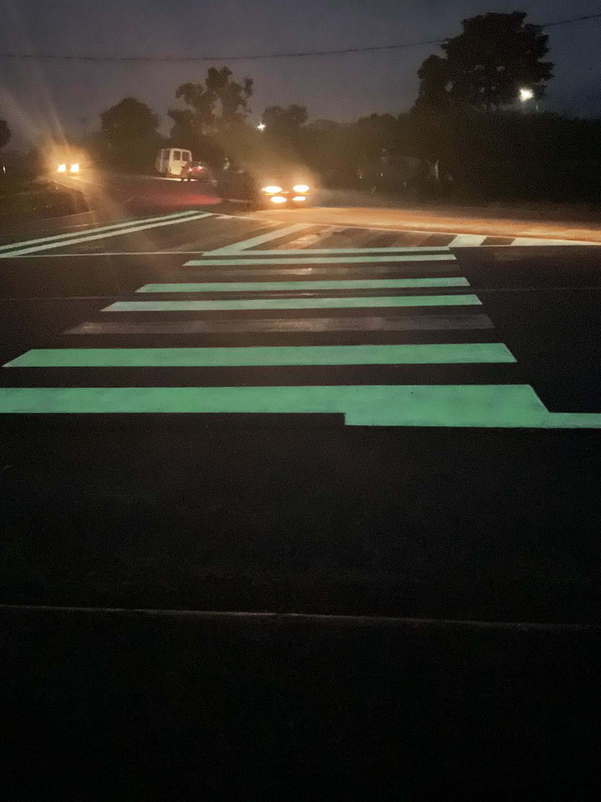 Marquage photoluminescent — nuit